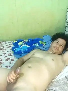 Snapshot of 3-11A chatting on December 16, 6:18 am 3-11A online show from December 16, 6:18 am