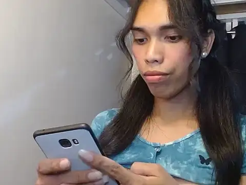 Snapshot of angelaxmonroe chatting on May 13, 5:10 pm angelaxmonroe online show from May 13, 5:10 pm