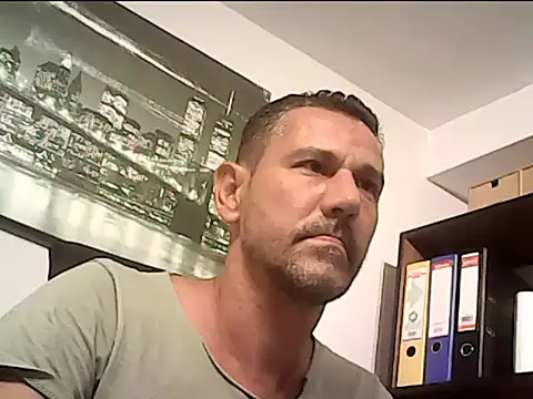 Snapshot of mastercharisma35 chatting on September 17, 4:52 pm mastercharisma35 online show from September 17, 4:52 pm