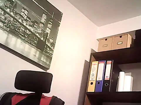 Snapshot of mastercharisma35 chatting on September 29, 10:20 am mastercharisma35 online show from September 29, 10:20 am