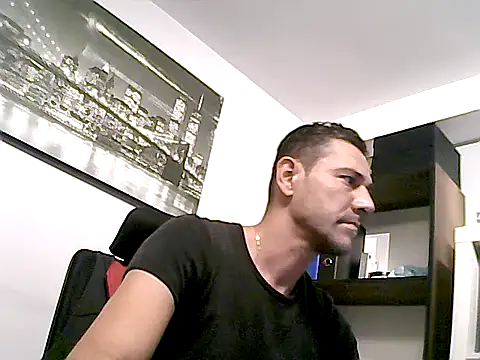 Snapshot of mastercharisma35 chatting on October 31, 9:54 am mastercharisma35 online show from October 31, 9:54 am