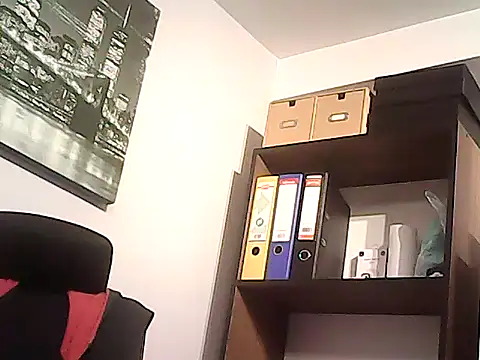 Snapshot of mastercharisma35 chatting on December 1, 11:15 am mastercharisma35 online show from December 1, 11:15 am