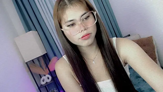 PrettyBlythes TS online show from March 6, 1:13 am