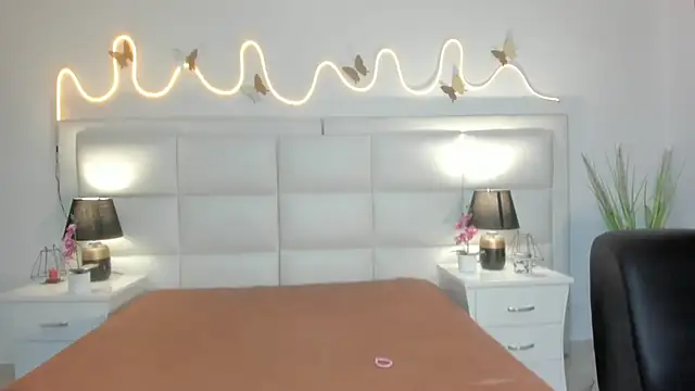 Snapshot of InnaVolkova chatting on February 13, 2:02 pm InnaVolkova online show from February 13, 2:02 pm