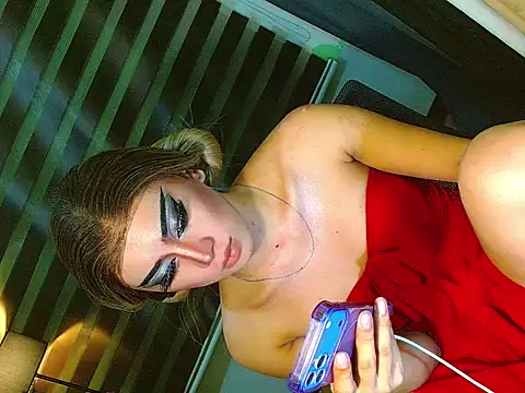 Queen yasii 88 online show from June 12, 7:35 pm
