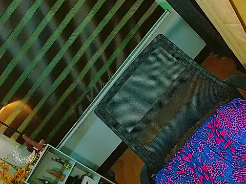 Queen yasii 88 online show from June 23, 2:15 pm