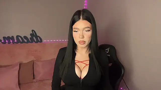 mistress of hearts online show from October 17, 8:11 pm