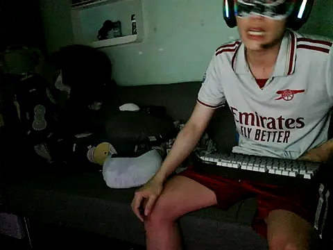 boyhigh1997 online show from February 15, 7:51 am