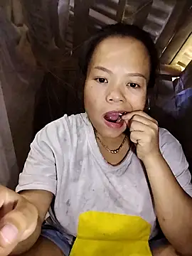 Snapshot of Rioo122 chatting on October 19, 8:26 am Rioo122 online show from October 19, 8:26 am