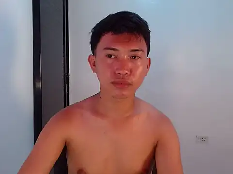 onebigloadxxx online show from March 28, 11:32 am