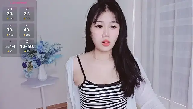 Snapshot of -Rose-Lucky- chatting on October 16, 1:17 am -Rose-Lucky- online show from October 16, 1:17 am