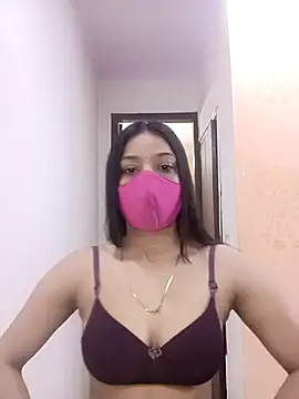 Snapshot of Cute_Rakhi8 chatting on May 6, 5:46 am Cute Rakhi8 online show from May 6, 5:46 am
