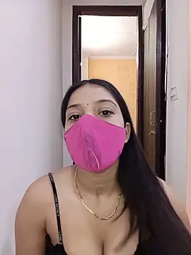 Snapshot of Cute_Rakhi8 chatting on May 19, 7:26 am Cute Rakhi8 online show from May 19, 7:26 am