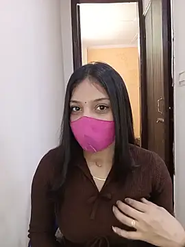 Snapshot of Cute_Rakhi8 chatting on May 21, 5:03 am Cute Rakhi8 online show from May 21, 5:03 am