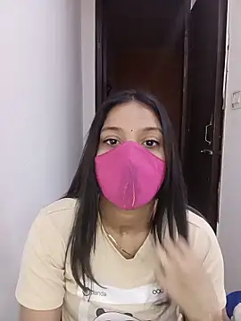 Snapshot of Cute_Rakhi8 chatting on May 22, 4:41 am Cute Rakhi8 online show from May 22, 4:41 am