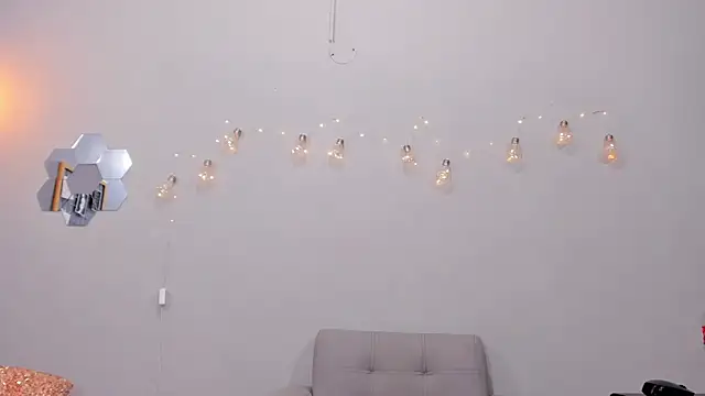 alianim online show from November 22, 7:29 am