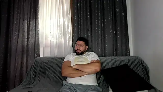 Gold Alpha Boy online show from November 11, 8:58 am