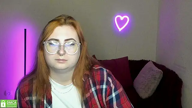 Snapshot of Alicia_love00 chatting on September 11, 5:29 am Alicia love00 online show from September 11, 5:29 am