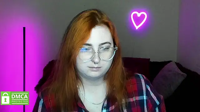 Snapshot of Alicia_love00 chatting on October 9, 11:30 am Alicia love00 online show from October 9, 11:30 am