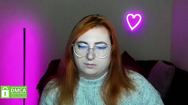 Snapshot of Alicia_love00 chatting on October 16, 11:22 am Alicia love00 online show from October 16, 11:22 am