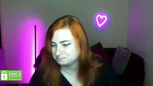 Snapshot of Alicia_love00 chatting on November 9, 6:23 am Alicia love00 online show from November 9, 6:23 am