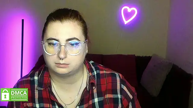 Snapshot of Alicia_love00 chatting on November 20, 12:27 pm Alicia love00 online show from November 20, 12:27 pm