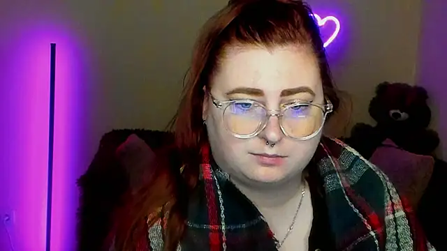 Alicia love00 online show from April 29, 5:33 am
