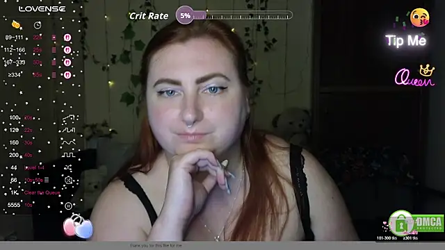 Snapshot of Alicia_love00 chatting on June 5, 6:52 am Alicia love00 online show from June 5, 6:52 am