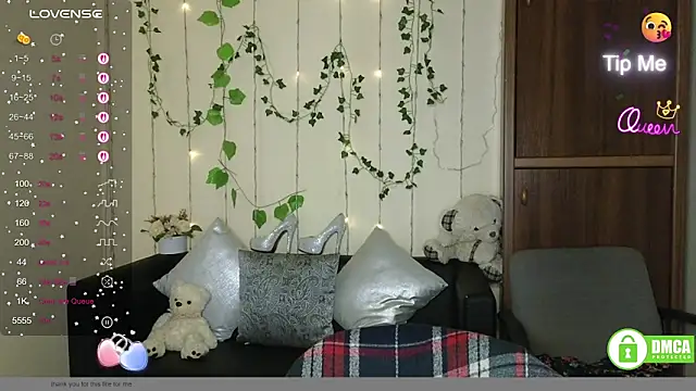 Snapshot of Alicia_love00 chatting on June 7, 5:22 am Alicia love00 online show from June 7, 5:22 am