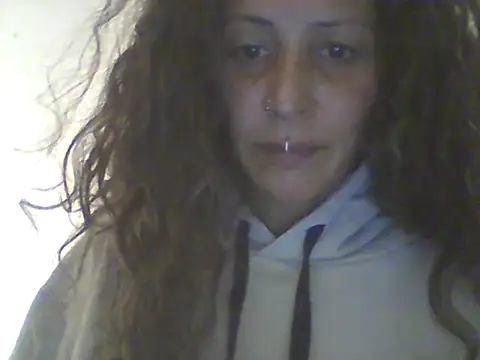 Snapshot of Bebita-zmp chatting on May 27, 12:18 am Bebita-zmp online show from May 27, 12:18 am