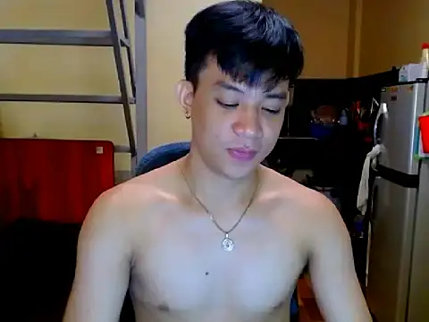 Snapshot of ASIANFULLYLOADEDCUM chatting on June 18, 9:19 pm ASIANFULLYLOADEDCUM online show from June 18, 9:19 pm