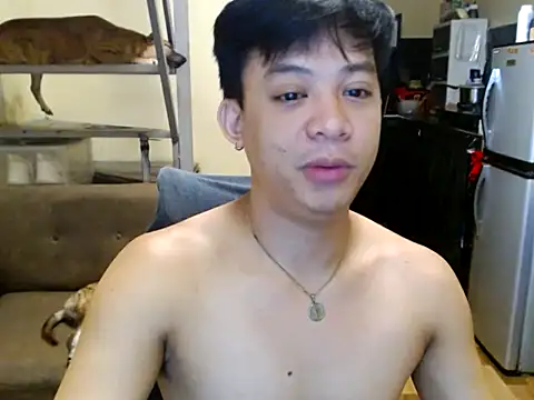 Snapshot of ASIANFULLYLOADEDCUM chatting on July 5, 3:34 am ASIANFULLYLOADEDCUM online show from July 5, 3:34 am