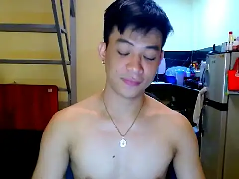 Snapshot of ASIANFULLYLOADEDCUM chatting on July 18, 7:12 am ASIANFULLYLOADEDCUM online show from July 18, 7:12 am