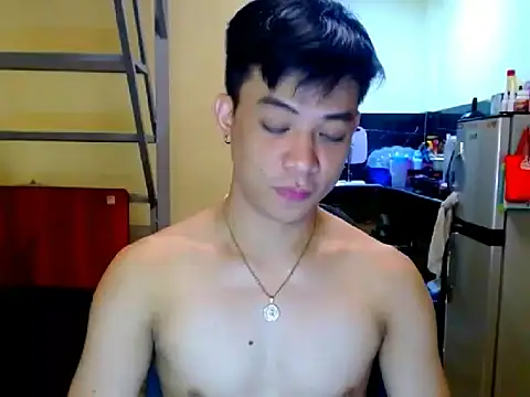 Snapshot of ASIANFULLYLOADEDCUM chatting on July 19, 7:23 am ASIANFULLYLOADEDCUM online show from July 19, 7:23 am