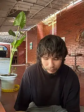 Luxx 14 online show from September 19, 6:30 pm