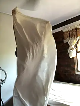 Luxx 14 online show from October 9, 7:23 pm