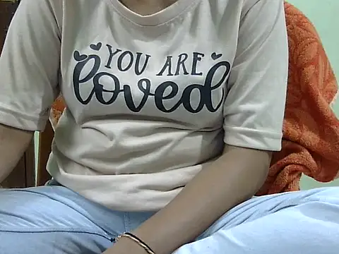 CHAMELI4747 online show from September 24, 9:23 am