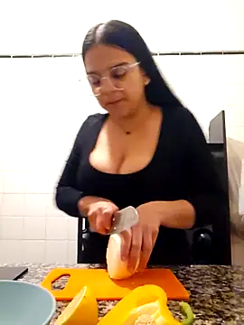 betzita online show from February 3, 8:25 pm