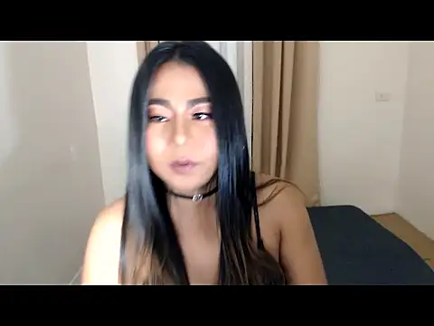 Snapshot of krishnamarie chatting on May 1, 11:04 am krishnamarie online show from May 1, 11:04 am