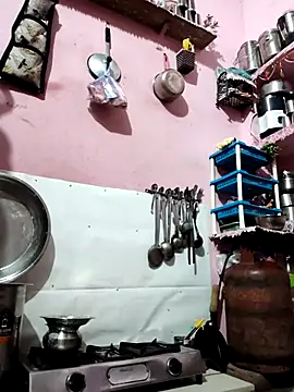 Cut ragni online show from November 8, 6:07 pm