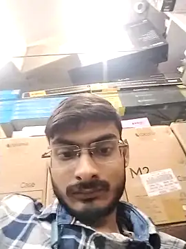 Snapshot of Kashiroy7315 chatting on April 8, 12:49 pm Kashiroy7315 online show from April 8, 12:49 pm