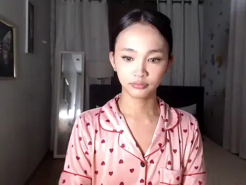 Snapshot of millany69 chatting on January 11, 1:38 pm millany69 online show from January 11, 1:38 pm