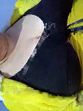 Snapshot of Hnonasix89 chatting on November 22, 1:37 am Hnonasix89 online show from November 22, 1:37 am