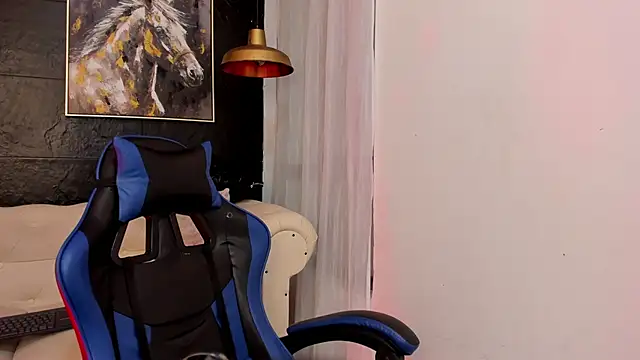 Snapshot of Mathewboy1 chatting on September 12, 11:43 am Mathewboy1 online show from September 12, 11:43 am