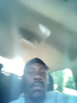 Snapshot of Moneyman5ive chatting on July 2, 3:40 pm Moneyman5ive online show from July 2, 3:40 pm