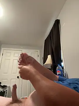 Snapshot of Buck2000 chatting on October 7, 2:36 pm Buck2000 online show from October 7, 2:36 pm