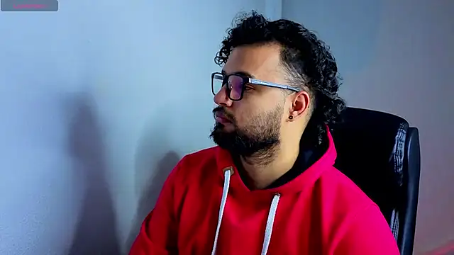 Snapshot of Ernesto-Rodriguez82 chatting on October 17, 4:59 am Ernesto-Rodriguez82 online show from October 17, 4:59 am