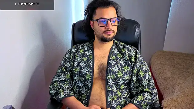 Snapshot of Ernesto-Rodriguez82 chatting on February 15, 11:52 am Ernesto-Rodriguez82 online show from February 15, 11:52 am