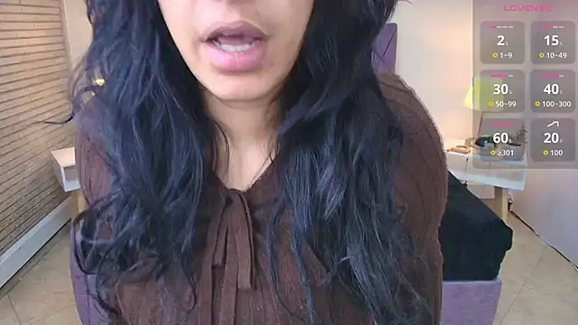 Lia Blake  online show from November 16, 12:33 pm