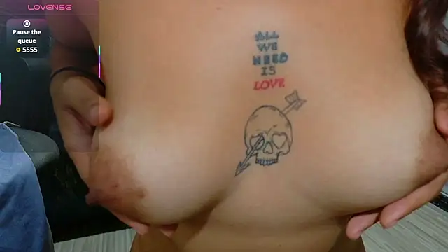 sweety smilee online show from February 12, 7:31 pm